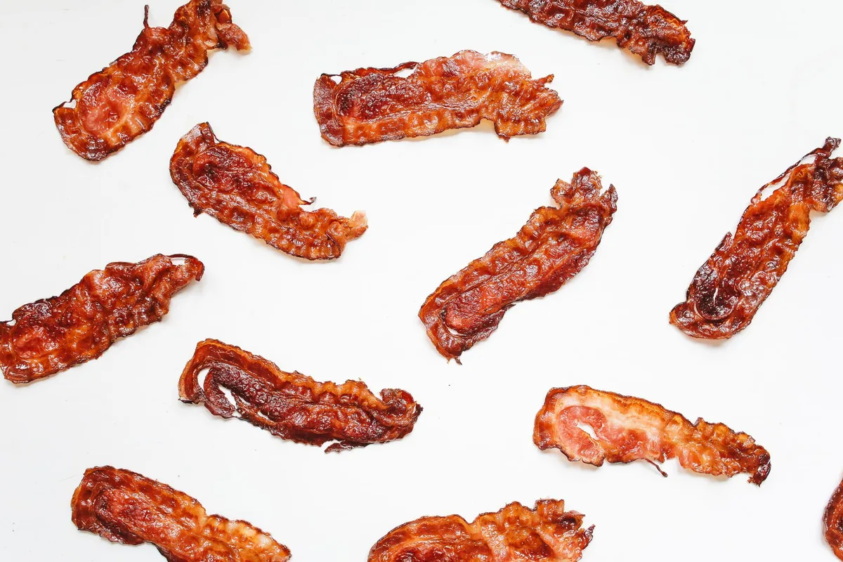 how long to cook bacon in air fryer
